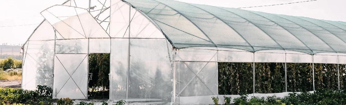 Safe And Reliable Glass Greenhouse in Brownsville, FL