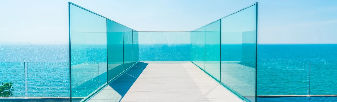 Customized Glass Pool Fence Repair Services in Brownsville, FL