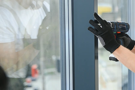 Same Day Glass Repair Car in Brownsville, FL