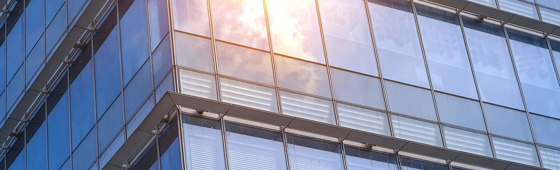 UV-Resistant Glass Experts&nbsp;in Brownsville, FL